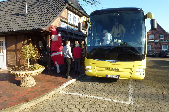 Wir parken direkt vor dem Hoteleingang