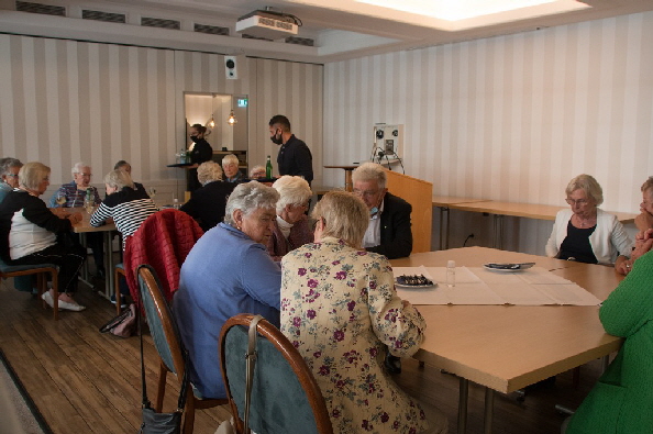 Aber erst einmal wurden unsere W�nsche nach...