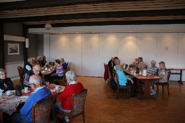 Wir warten auf den Kuchen