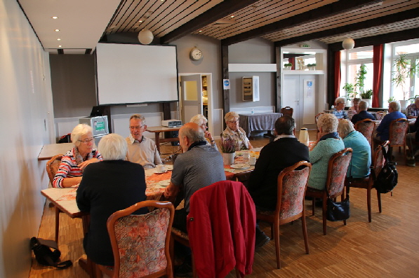 Wir sind froh, dass wir uns nach langer Zeit mal wieder treffen k�nnen