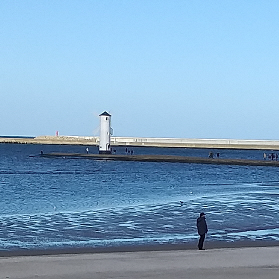 Das Wahrzeichen vom Land aus gesehen