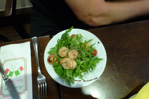 ... Salatteller mit Shrimps