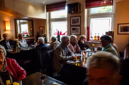 Die Stimmung ist wieder etwas besser.