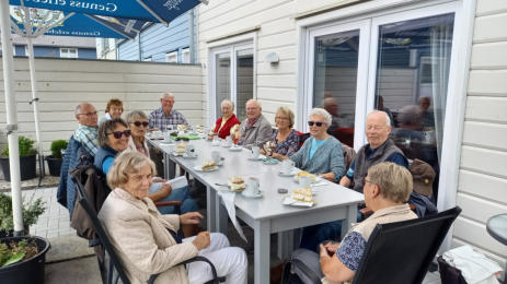 Alle sind fröhlich und guter Dinge