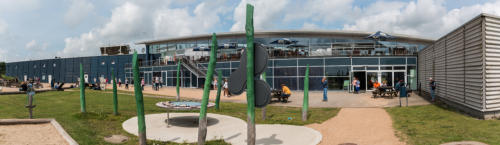 Das Multimar Wattforum vom Außengelände aus betrachtet